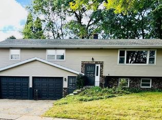 5409 Retana Dr, Madison, WI 53714