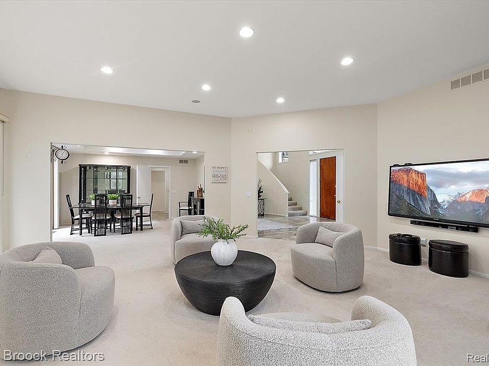 2295 Shore Hill Dr, photo 10