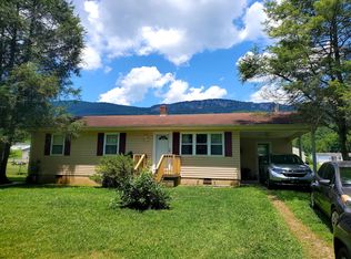 181 Dewberry Dr, Ewing, VA 24248