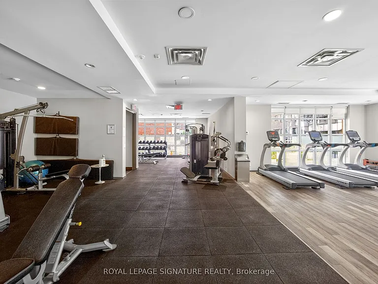 23 Brant St #213 — Photo 27