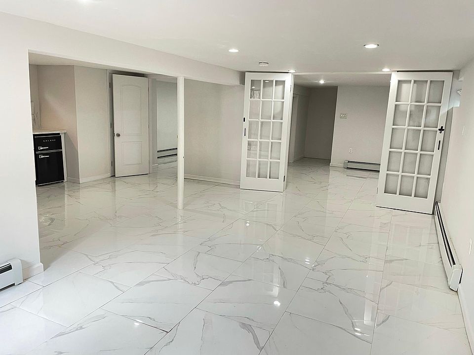 1st image of 18511 Jordan Ave #2