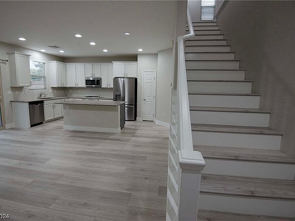 5th image of 10538 Murphy Plains St