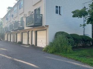 248 Lawlor St APT 4, New Britain, CT 06051