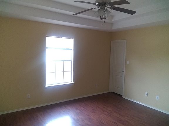 4th image of 413 Mississippi St #2