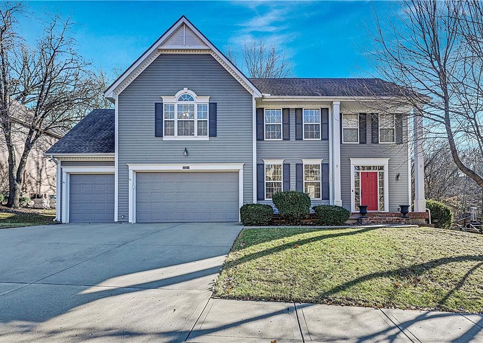 1st image of 10119 River Hills Dr