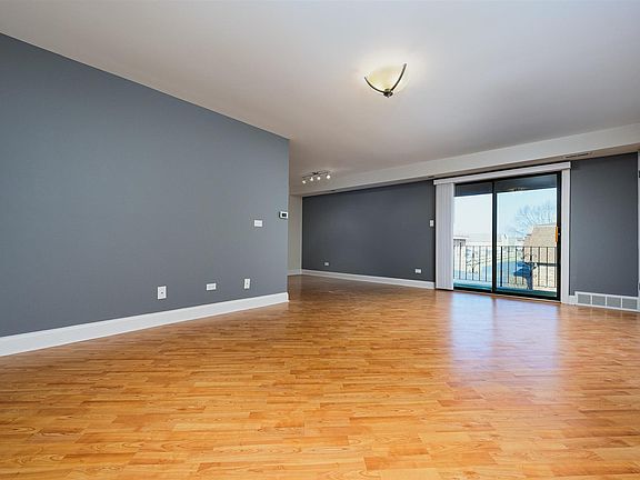 2nd image of 10640 Brooklodge Ln
