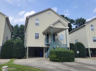 2009 River Dr UNIT A, Greenville, NC 27858