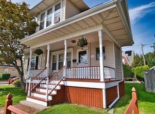 956 Robeson St, Fall River, MA 02720