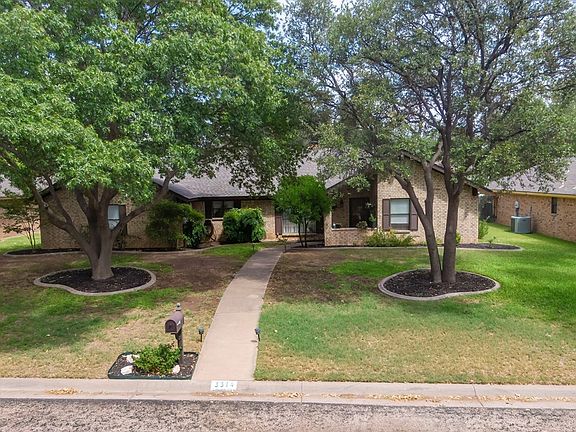 5th image of 3314 Shadyhill Dr