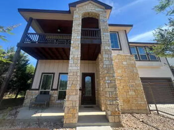 618 Wagon Wheel Dr, Canyon Lake, TX 78133