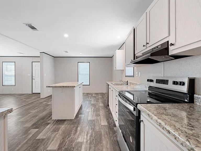 305 W Buell Dr #50A — Photo 8