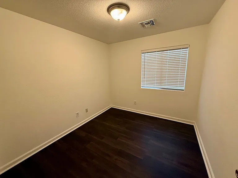 17517 W Ventura St — Photo 10