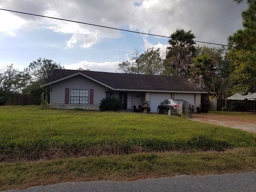 1st image of 6804 Meadow Ridge Ln