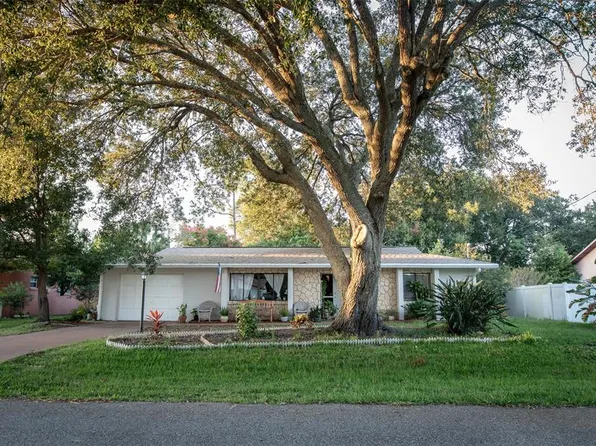 127 Berkshire Ln, Palm Coast, FL 32137