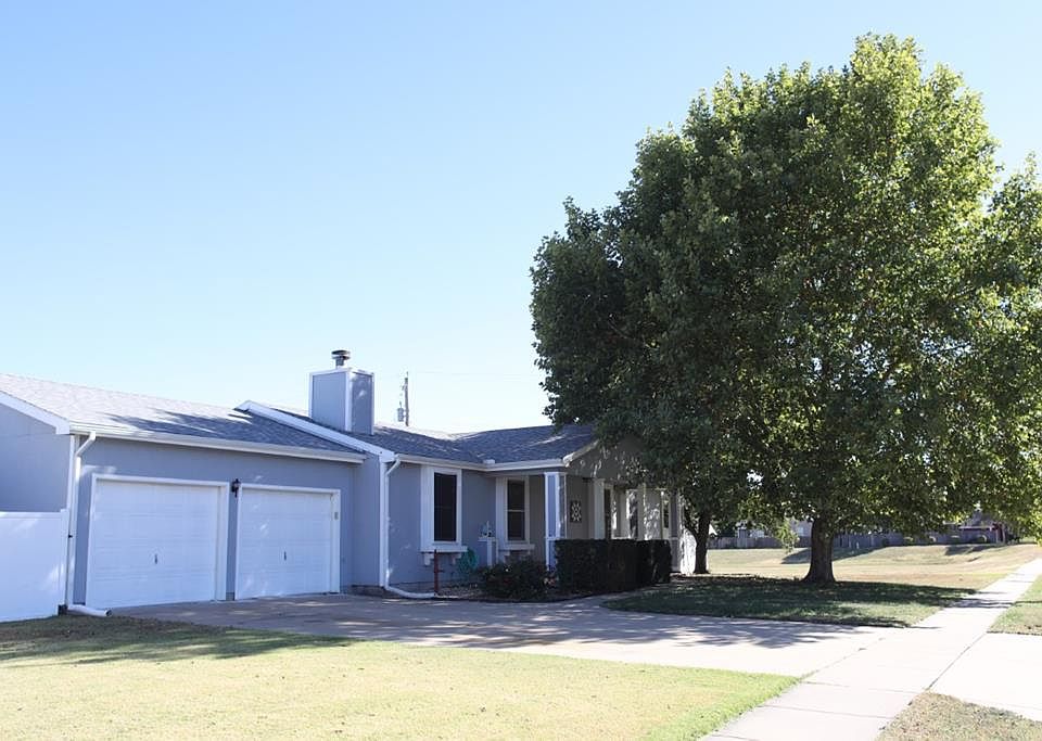 1st image of 1101 Courtney Dr