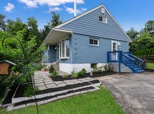 6 Meadowbrook Ln, Media, PA 19063