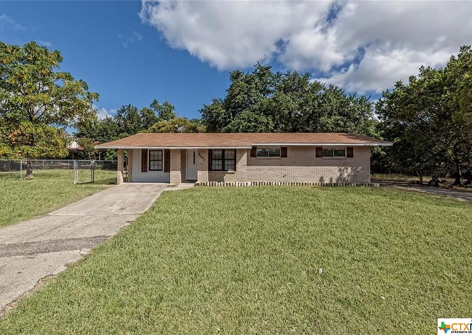 1st image of 2222 Fuller Ln