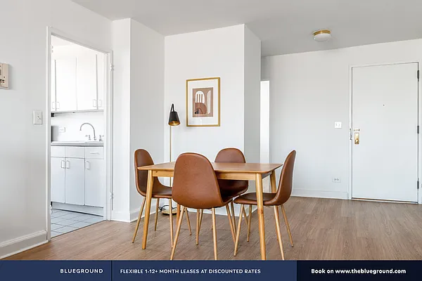 Rented by The Blueground | media 6