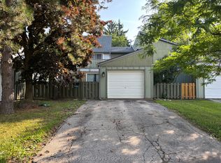 322 Scottsdale Dr, Guelph, ON N1G 2K8