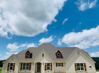 1374 S Spring Loop, Fayetteville, AR 72703