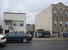 1st image of 49 28 Ave