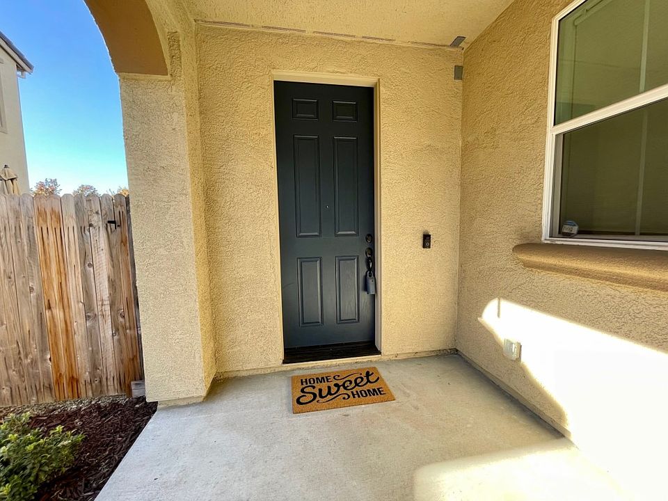 1st image of 4419 Silver Cedar Ln