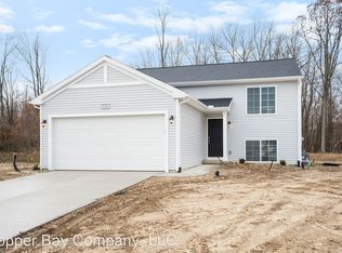 812 Columbia Ave, Saint Joseph, MI 49085