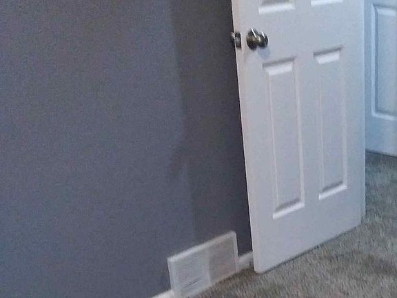 3rd image of 9850 Miller Dr