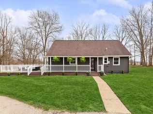 12901 Holden Rd, Buchanan, MI 49107