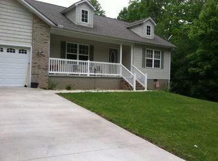 1015 Comanche Dr, Crossville, TN 38572