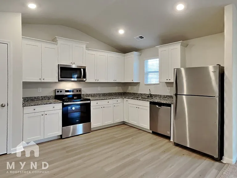 180 Everglade Way — Photo 5
