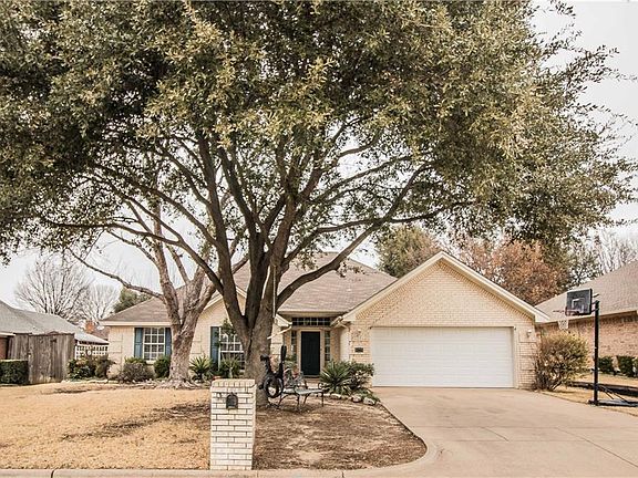 2nd image of 7505 Brockwood Ct