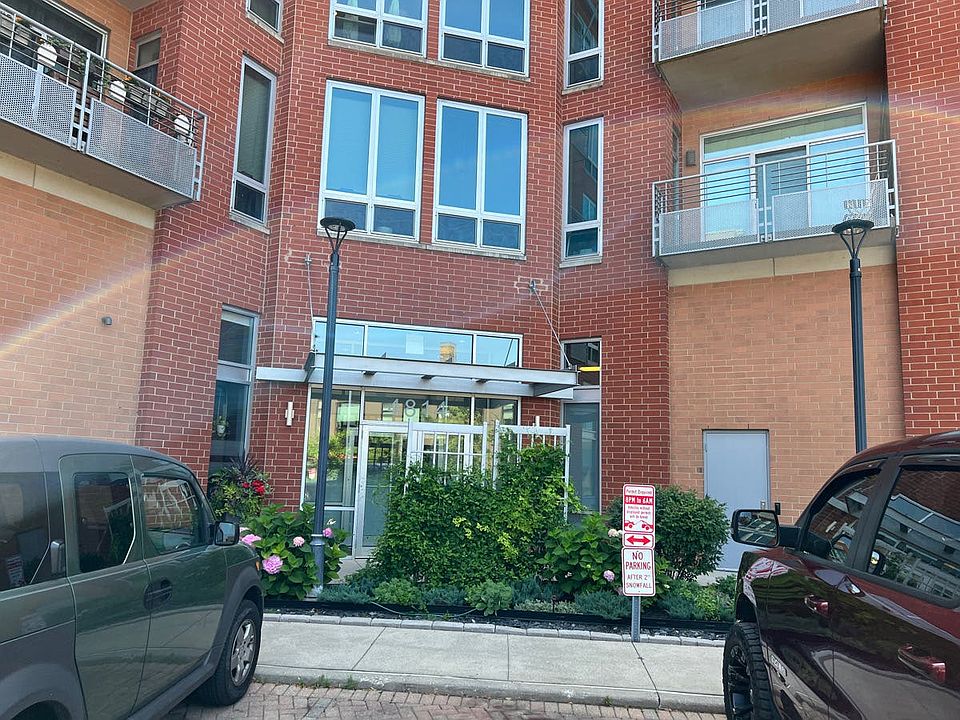 2nd image of 4814 N Clark St APT 311