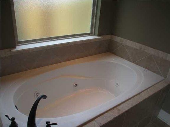 MBath Tub