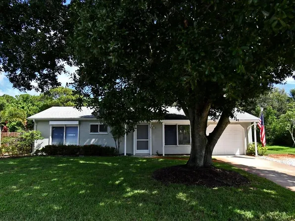 1719 SE Lullaby Terrace, Port St Lucie, FL 34952