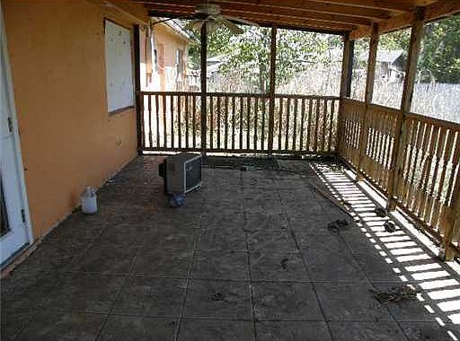2nd image of 4374 Palm Ave