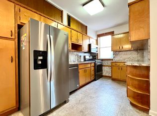23-54 24th St #3, Astoria, NY 11105