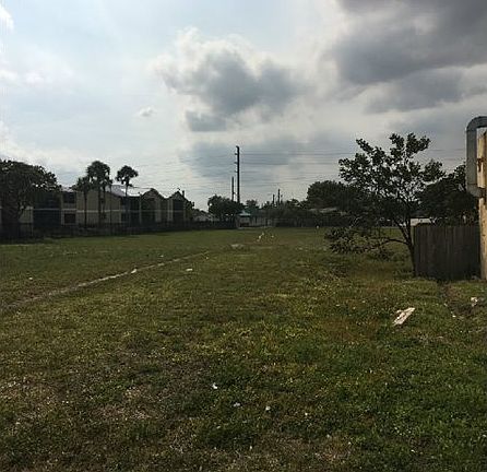 5th image of Dixie Hwy