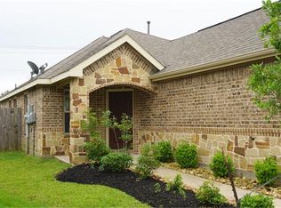 6879 Laurel Springs Ln, Dickinson, TX 77539