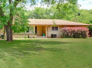 17 Point Rd, Bayport, MN 55003