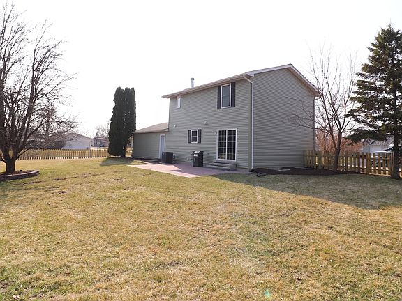 2nd image of 1107 Lorelei Dr