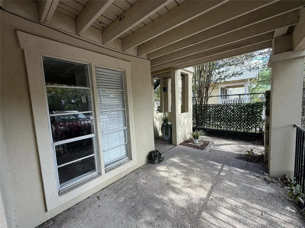 104 W 35th St APT 3, Austin, TX 78705