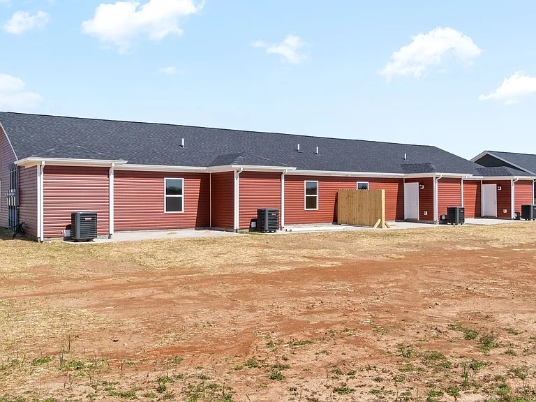 9550 Russellville Rd — Photo 22