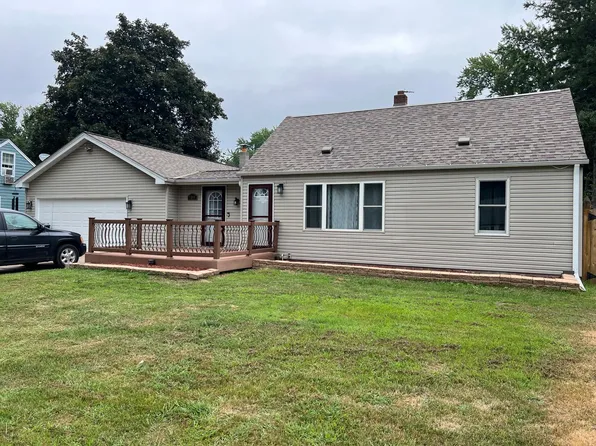 5366 Saint Stephens St, Saint Paul, MN 55112