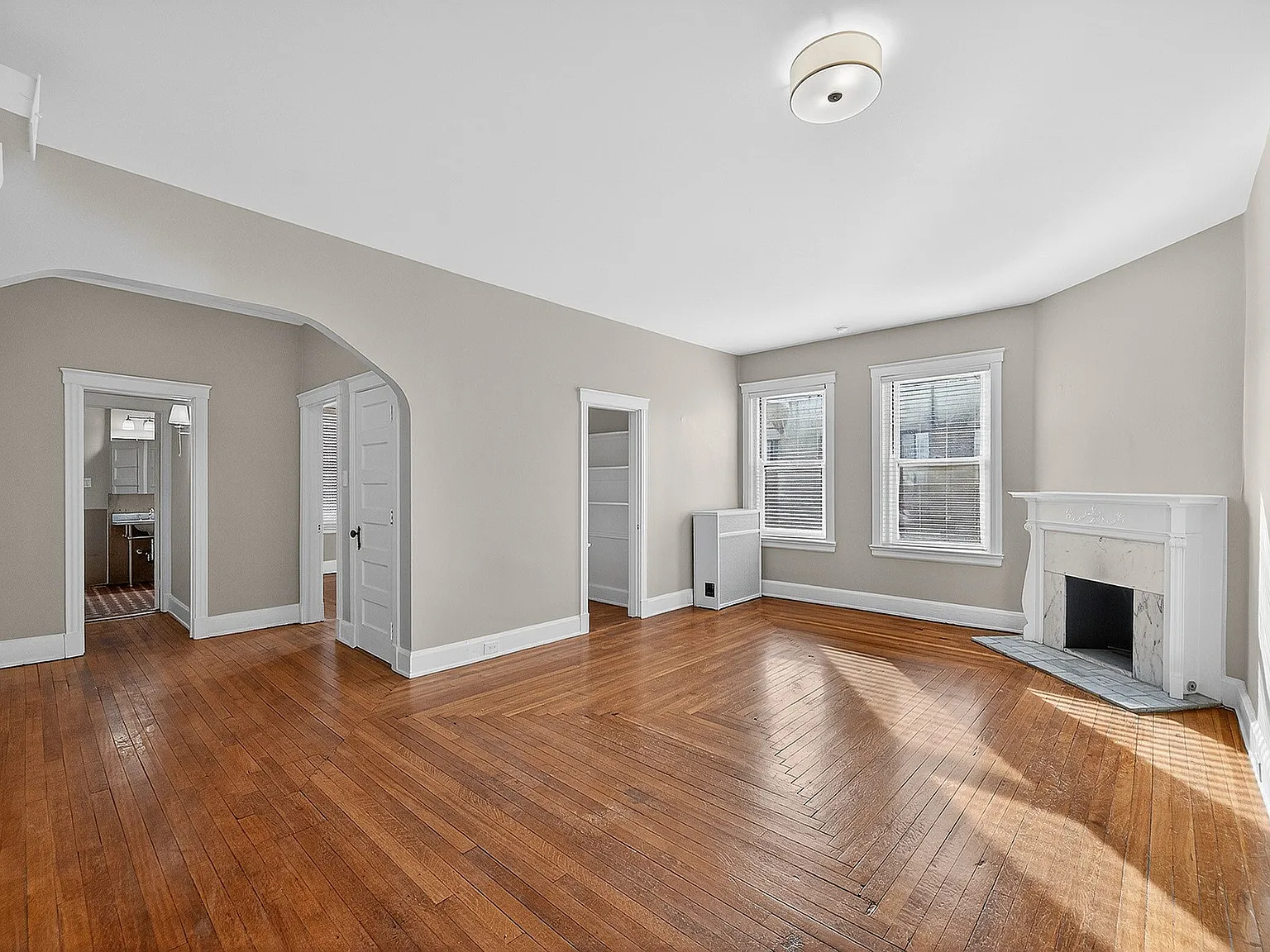 Clermont Condominiums — Photo 2
