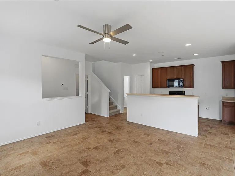 5924 Lost Valley Dr — Photo 6