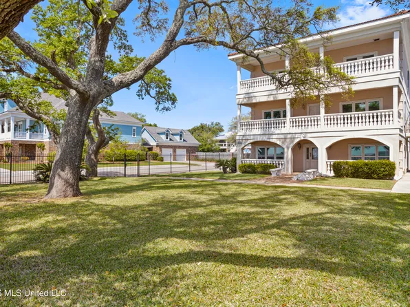 1100 E Beach Blvd, Long Beach, MS 39560