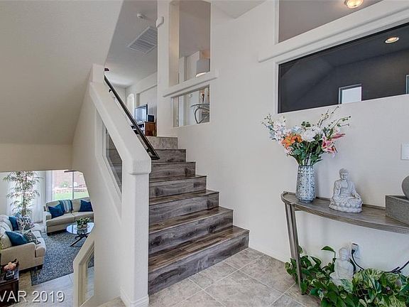 4th image of 8266 Hamilton Oaks St