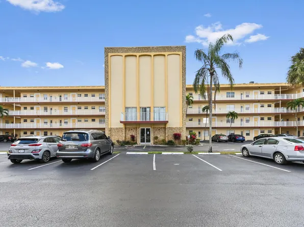 3940 NW 42nd Avenue #116, Lauderdale Lakes, FL 33319