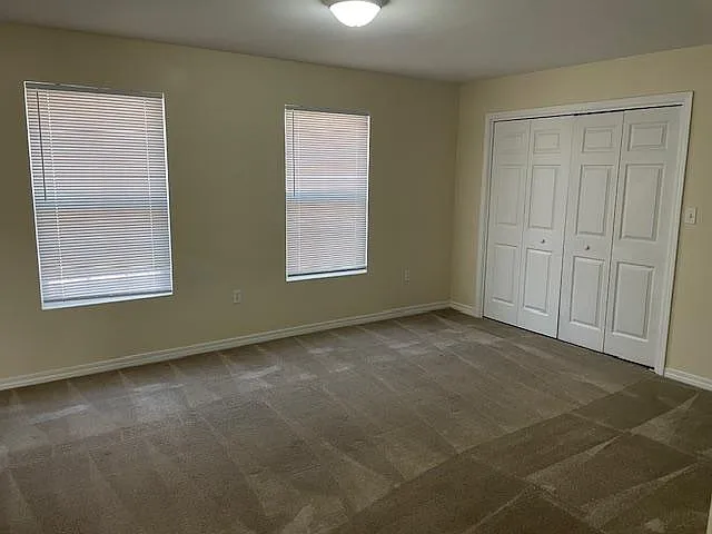 102 Corwin Dr — Photo 17